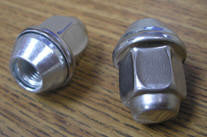 Tire - Lug Nut - Maclean - 1/2" RH - SS - Acorn Long